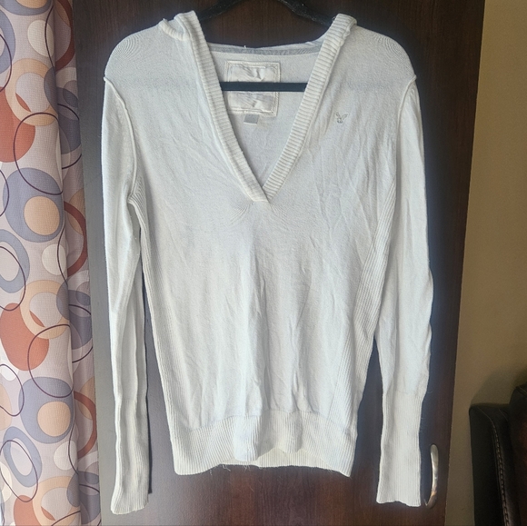 American Eagle Outfitters Sweaters - American Eagle Y2K Style Women's White V-Neck Sweater With Hood